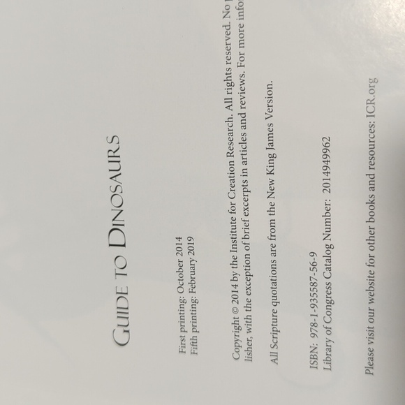 ICR Guide to Dinosaurs Hardback Nonfiction Book Copyright 2019 - Picture 3 of 5
